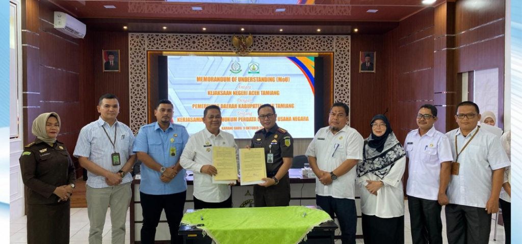 PJ. BUPATI ASRA TEKEN KERJASAMA DATUN DENGAN KAJARI ACEH TAMIANG